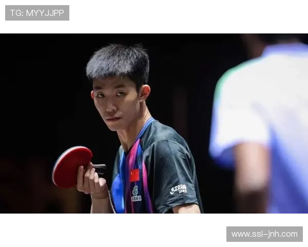 男单周恺与袁励岑对决,球迷称可能靠运气分胜负 男单周恺与袁励岑对决,球迷称可能靠运气分胜负